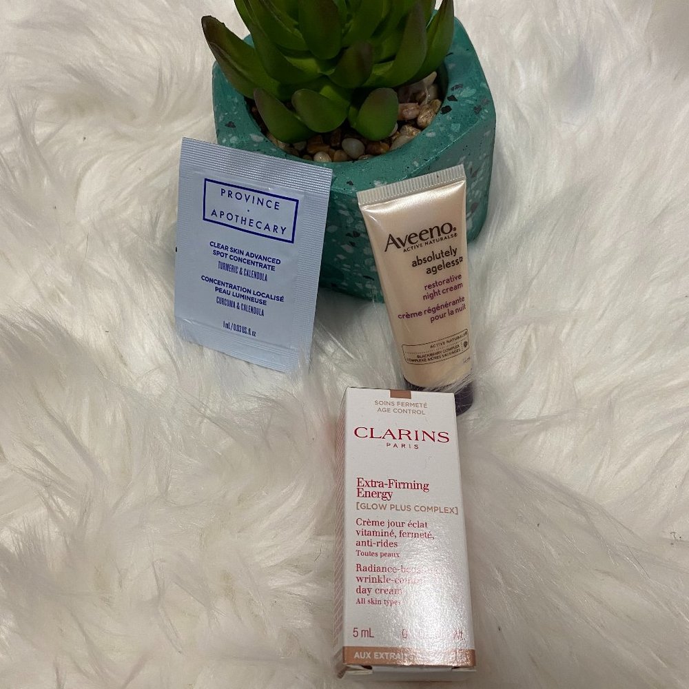 Free with purchase Aveeno Clarins samples